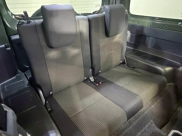 ジムニー ＸＣ　５速ＭＴ／クルーズコントロール／ＭＴタイヤ／シートヒーター／パナソニックフローティングナビ／スマートキー／プッシュスタート／車線逸脱／衝突軽減／ＥＴＣ／ヘッドライトウォッシャー／オートエアコン（5枚目）