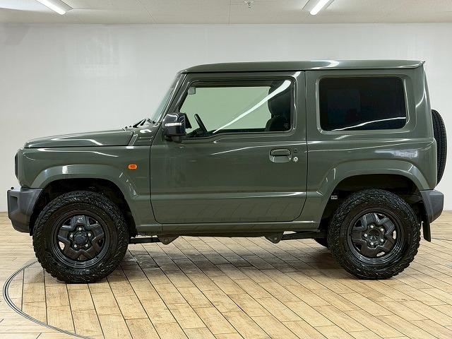 ジムニー ＸＣ　５速ＭＴ／クルーズコントロール／ＭＴタイヤ／シートヒーター／パナソニックフローティングナビ／スマートキー／プッシュスタート／車線逸脱／衝突軽減／ＥＴＣ／ヘッドライトウォッシャー／オートエアコン（65枚目）