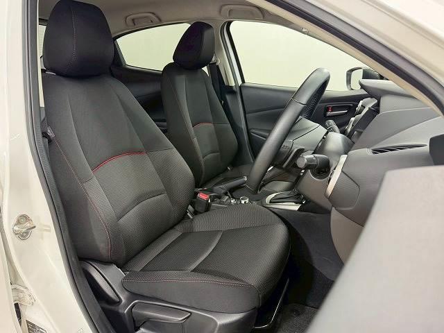 ＭＡＺＤＡ２ ＸＤ　ブラックトーンエディション　全周囲カメラ／マツダコネクト８型ナビ／レーダークルーズコントロール／ブラインドスポットモニター／ヘッドアップディスプレイ／パドルシフト／クリアランスソナー／ＬＥＤヘッドライト／車線逸脱／オートエアコン（5枚目）