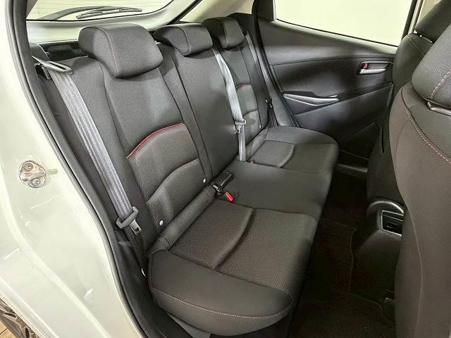 ＭＡＺＤＡ２ ＸＤ　ブラックトーンエディション　全周囲カメラ／マツダコネクト８型ナビ／レーダークルーズコントロール／ブラインドスポットモニター／ヘッドアップディスプレイ／パドルシフト／クリアランスソナー／ＬＥＤヘッドライト／車線逸脱／オートエアコン（6枚目）