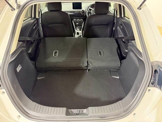 ＭＡＺＤＡ２ ＸＤ　ブラックトーンエディション　全周囲カメラ／マツダコネクト８型ナビ／レーダークルーズコントロール／ブラインドスポットモニター／ヘッドアップディスプレイ／パドルシフト／クリアランスソナー／ＬＥＤヘッドライト／車線逸脱／オートエアコン（13枚目）