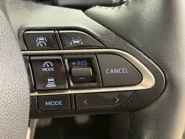 ヴォクシー Ｓ－Ｚ　１０．５型ナビ／電動リヤゲート／レーダークルーズコントロール／バックカメラ／両側電動スライドドア／ブラインドスポットモニター／シートヒーター／純正１７インチアルミホイール装備／ＬＥＤヘッドライト（9枚目）