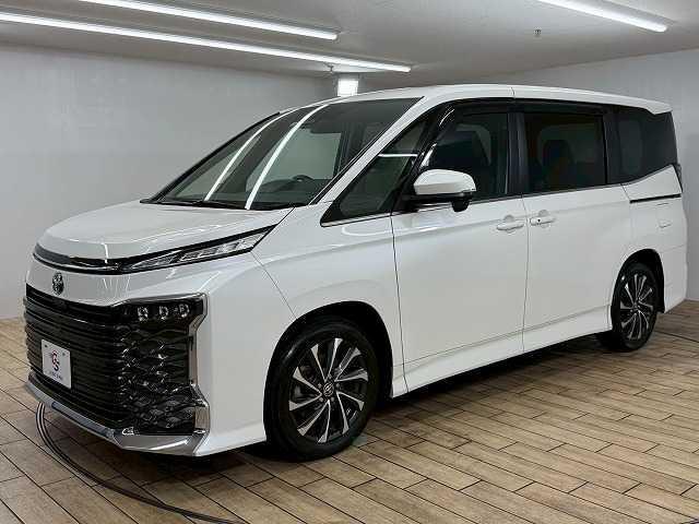 ヴォクシー Ｓ－Ｚ　１０．５型ナビ／電動リヤゲート／レーダークルーズコントロール／バックカメラ／両側電動スライドドア／ブラインドスポットモニター／シートヒーター／純正１７インチアルミホイール装備／ＬＥＤヘッドライト（15枚目）