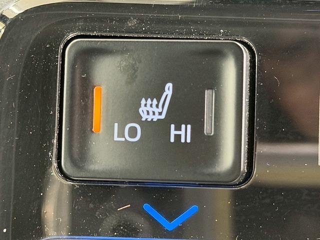 ヴォクシー Ｓ－Ｚ　１０．５型ナビ／電動リヤゲート／レーダークルーズコントロール／バックカメラ／両側電動スライドドア／ブラインドスポットモニター／シートヒーター／純正１７インチアルミホイール装備／ＬＥＤヘッドライト（51枚目）