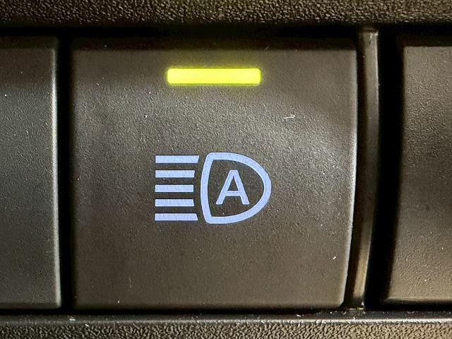 ヴォクシー Ｓ－Ｚ　１０．５型ナビ／電動リヤゲート／レーダークルーズコントロール／バックカメラ／両側電動スライドドア／ブラインドスポットモニター／シートヒーター／純正１７インチアルミホイール装備／ＬＥＤヘッドライト（59枚目）