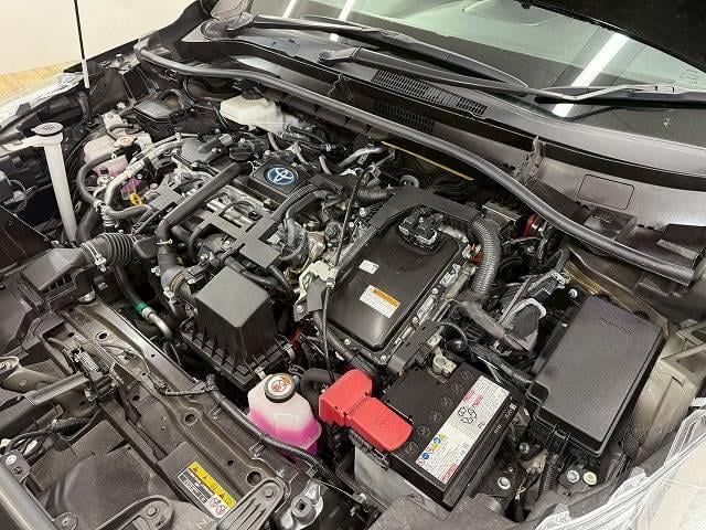 カローラクロス ハイブリッド Z パノラマルーフ/レーダクルーズコントロール/セーフティーセンス/純正ディスプレイオーディオ/バックカメラ/シートヒーター/ブラインドスポットモニター/オートマチックハイビーム/電動リヤゲート/LED(18枚目)