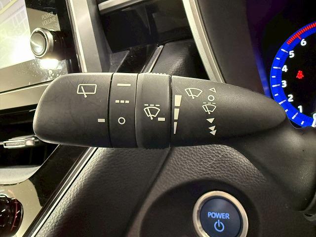 カローラクロス ハイブリッド Z パノラマルーフ/レーダクルーズコントロール/セーフティーセンス/純正ディスプレイオーディオ/バックカメラ/シートヒーター/ブラインドスポットモニター/オートマチックハイビーム/電動リヤゲート/LED(39枚目)