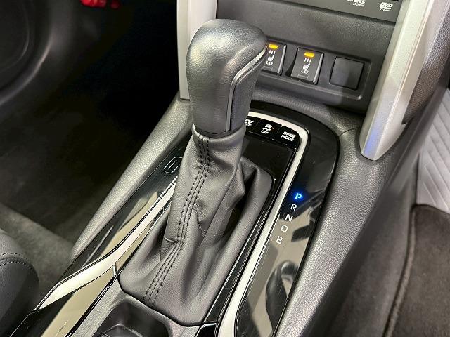 カローラクロス ハイブリッド Z パノラマルーフ/レーダクルーズコントロール/セーフティーセンス/純正ディスプレイオーディオ/バックカメラ/シートヒーター/ブラインドスポットモニター/オートマチックハイビーム/電動リヤゲート/LED(43枚目)