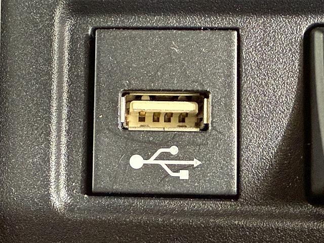 カローラクロス ハイブリッド Z パノラマルーフ/レーダクルーズコントロール/セーフティーセンス/純正ディスプレイオーディオ/バックカメラ/シートヒーター/ブラインドスポットモニター/オートマチックハイビーム/電動リヤゲート/LED(47枚目)