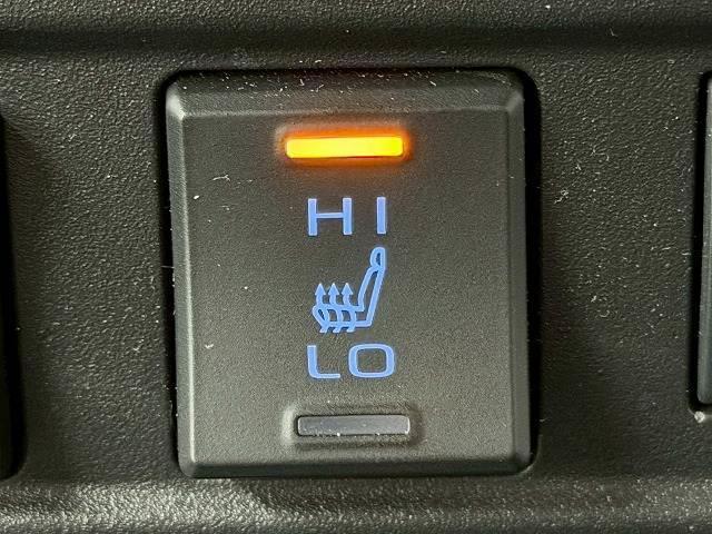 カローラクロス ハイブリッド Z 全周囲カメラ/ガラスルーフ/レーダークルーズコントロール/ブラインドスポットモニター/セーフティーセンス/電動リヤゲート/シートヒーター/パワーシート/ETC/LEDヘッドライト/純正ディスプレイ(9枚目)