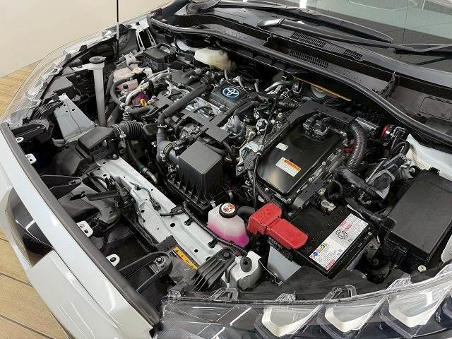 カローラクロス ハイブリッド Z 全周囲カメラ/ガラスルーフ/レーダークルーズコントロール/ブラインドスポットモニター/セーフティーセンス/電動リヤゲート/シートヒーター/パワーシート/ETC/LEDヘッドライト/純正ディスプレイ(18枚目)