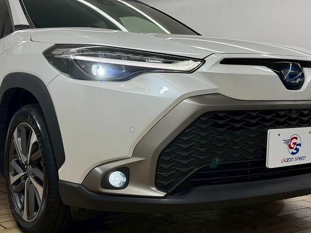 カローラクロス ハイブリッド Z 全周囲カメラ/ガラスルーフ/レーダークルーズコントロール/ブラインドスポットモニター/セーフティーセンス/電動リヤゲート/シートヒーター/パワーシート/ETC/LEDヘッドライト/純正ディスプレイ(19枚目)
