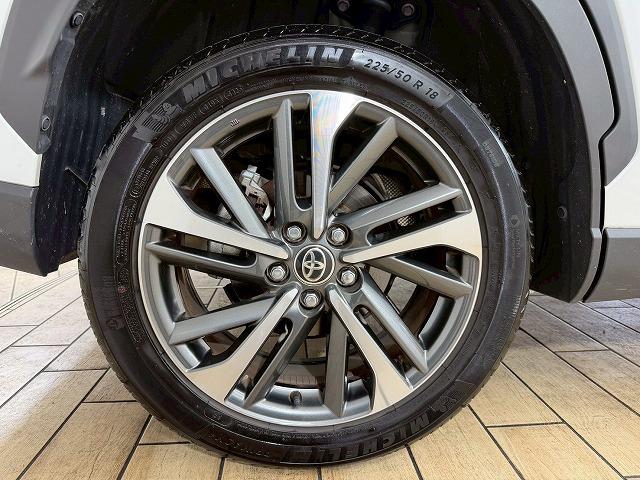 カローラクロス ハイブリッド Z 全周囲カメラ/ガラスルーフ/レーダークルーズコントロール/ブラインドスポットモニター/セーフティーセンス/電動リヤゲート/シートヒーター/パワーシート/ETC/LEDヘッドライト/純正ディスプレイ(21枚目)