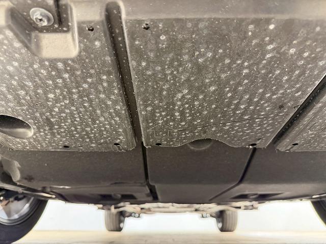 カローラクロス ハイブリッド Z 全周囲カメラ/ガラスルーフ/レーダークルーズコントロール/ブラインドスポットモニター/セーフティーセンス/電動リヤゲート/シートヒーター/パワーシート/ETC/LEDヘッドライト/純正ディスプレイ(32枚目)