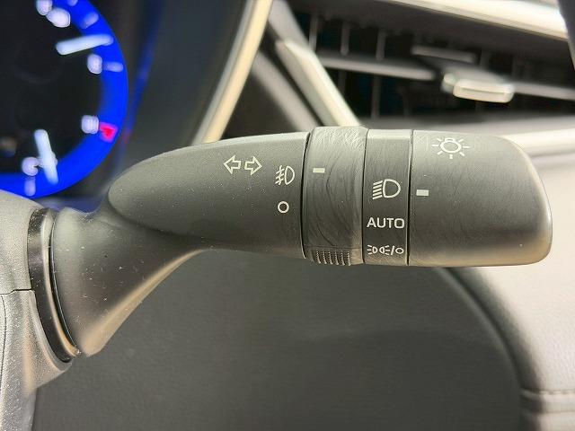 カローラクロス ハイブリッド Z 全周囲カメラ/ガラスルーフ/レーダークルーズコントロール/ブラインドスポットモニター/セーフティーセンス/電動リヤゲート/シートヒーター/パワーシート/ETC/LEDヘッドライト/純正ディスプレイ(41枚目)