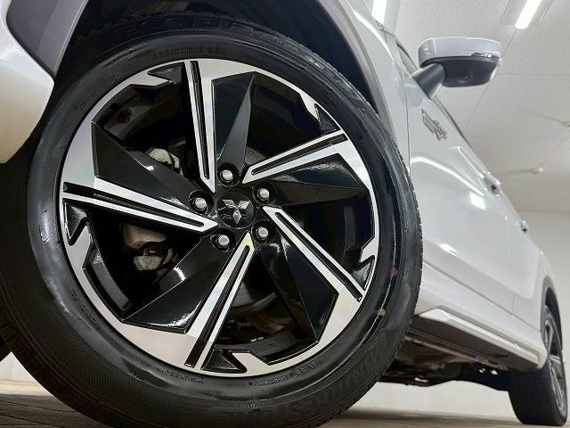 エクリプスクロスPHEV P アダプティブクルーズコントロール/純正ナビ/シートヒーター/ブラインドスポットモニター/全周囲カメラ/LEDヘッドライト/ステアリングヒーター/衝突軽減ブレーキ/ETC/フルセグ/レーンキープアシスト(20枚目)