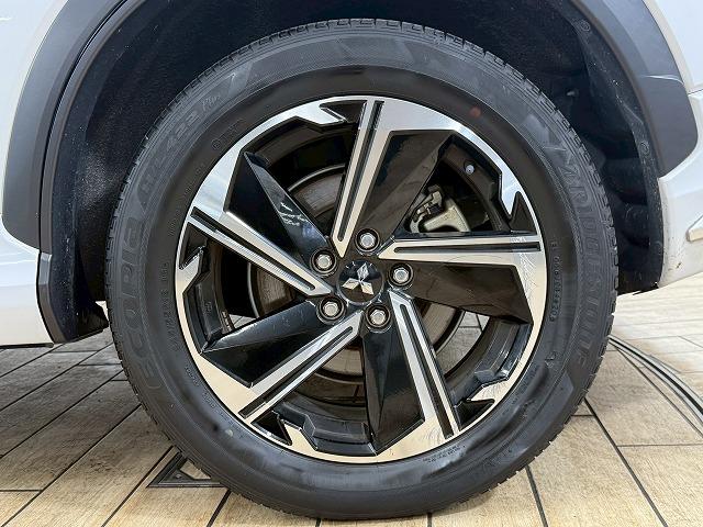 エクリプスクロスPHEV P アダプティブクルーズコントロール/純正ナビ/シートヒーター/ブラインドスポットモニター/全周囲カメラ/LEDヘッドライト/ステアリングヒーター/衝突軽減ブレーキ/ETC/フルセグ/レーンキープアシスト(23枚目)