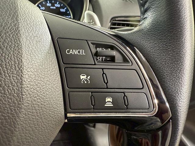 エクリプスクロスPHEV P 全周囲カメラ/レーダークルーズコントロール/ブラインドスポットモニター/パワーシート/シートヒーター/LEDヘッド/100V電源/パドルシフト/スマートキー/衝突軽減/ハンドルヒーター(37枚目)