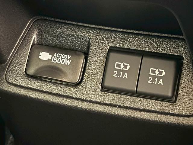 ES ES300h バージョンL 全周囲カメラ/サンルーフ/デジタルアウターミラー/ブラインドスポットモニター/シートヒーター/シートクーラー/純正12.3インチナビ/レーダクルーズコントロール/パドルシフト/パワーシート(11枚目)