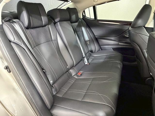 ES ES300h バージョンL 全周囲カメラ/サンルーフ/デジタルアウターミラー/ブラインドスポットモニター/シートヒーター/シートクーラー/純正12.3インチナビ/レーダクルーズコントロール/パドルシフト/パワーシート(32枚目)