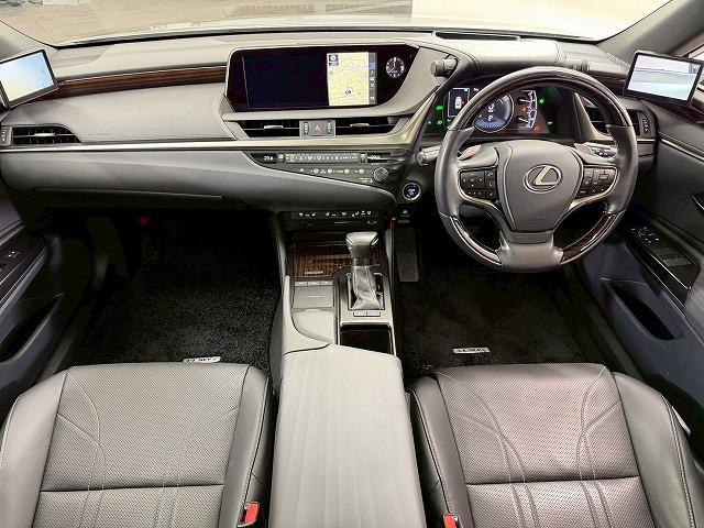 ES ES300h バージョンL 全周囲カメラ/サンルーフ/デジタルアウターミラー/ブラインドスポットモニター/シートヒーター/シートクーラー/純正12.3インチナビ/レーダクルーズコントロール/パドルシフト/パワーシート(35枚目)