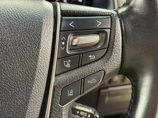 アルファード Ｓ“Ｃ　パッケージ”　後席モニター／レーダークルーズコントロール／三眼ＬＥＤヘッド／ＥＴＣ／セーフティーセンス／両側電動スライドドア／パワーバッグドア／シートヒーター／ベンチレーション／ＣＤ・ＤＶＤデッキ／スマートキー（28枚目）