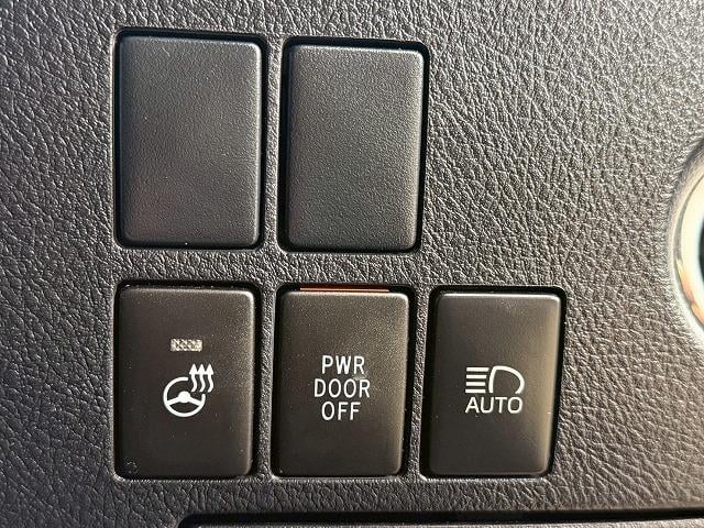 アルファード Ｓ“Ｃ　パッケージ”　後席モニター／レーダークルーズコントロール／三眼ＬＥＤヘッド／ＥＴＣ／セーフティーセンス／両側電動スライドドア／パワーバッグドア／シートヒーター／ベンチレーション／ＣＤ・ＤＶＤデッキ／スマートキー（42枚目）