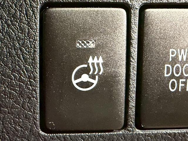 アルファード Ｓ“Ｃ　パッケージ”　後席モニター／レーダークルーズコントロール／三眼ＬＥＤヘッド／ＥＴＣ／セーフティーセンス／両側電動スライドドア／パワーバッグドア／シートヒーター／ベンチレーション／ＣＤ・ＤＶＤデッキ／スマートキー（45枚目）