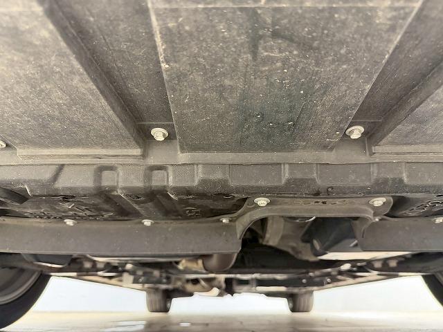 アルファード Ｓ“Ｃ　パッケージ”　後席モニター／レーダークルーズコントロール／三眼ＬＥＤヘッド／ＥＴＣ／セーフティーセンス／両側電動スライドドア／パワーバッグドア／シートヒーター／ベンチレーション／ＣＤ・ＤＶＤデッキ／スマートキー（60枚目）