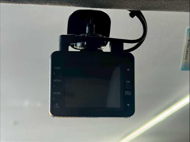 クロスビー ハイブリッドＭＸ　シートヒーター／ＳＤナビ／パドルシフト／ＥＴＣ／アイドリングストップ／スマートキー／プッシュスタート／オートエアコン／純正１６インチアルミホイール／ドライブレコーダー／パワーウインドウ（11枚目）