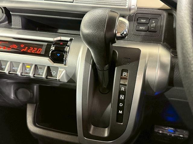 クロスビー ハイブリッドＭＸ　シートヒーター／ＳＤナビ／パドルシフト／ＥＴＣ／アイドリングストップ／スマートキー／プッシュスタート／オートエアコン／純正１６インチアルミホイール／ドライブレコーダー／パワーウインドウ（50枚目）