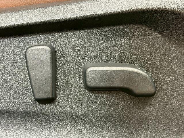 フォレスター アドバンス　茶革シート／レーダークルーズコントロール／デジタルインナーミラー／シートヒーター／電動リヤゲート／パワーシート／シートメモリー／フロントカメラ／サイドカメラ／バックカメラ／ＳＤナビ／ＬＥＤヘッドライト（79枚目）