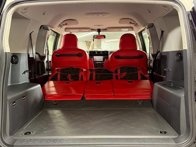 FJクルーザー ブラックカラーパッケージ ミッキートンプソン17アルミホイール/リフトアップ/フルセグ/Bluetooth/ETC/クルーズコントロール/クリアランスソナー/横滑り防止装置/4WD/キーレスエントリー/パワーウィンドウ(33枚目)