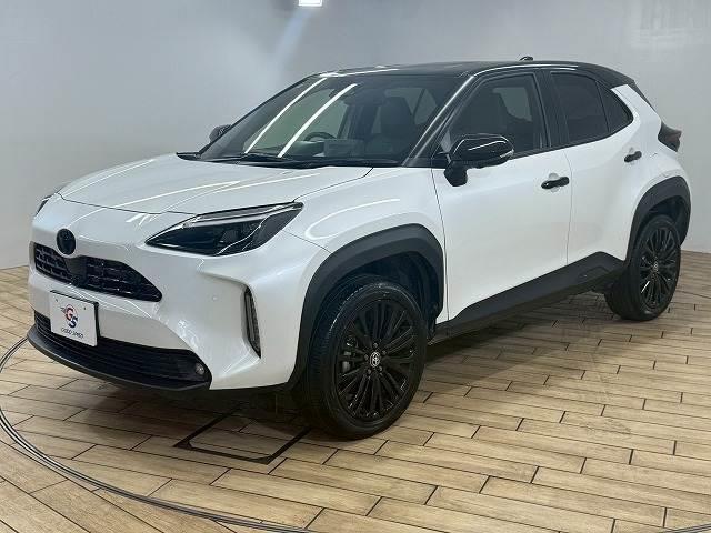 ヤリスクロス ハイブリッドＺ　ウルバーノ　全周囲カメラ／シートヒーター／アダプティブクルーズコントロール／ブラインドスポットモニター／ディスプレイオーディオ／ＥＴＣ／フルセグ／ナビ／スマートキー／パワーシート／ＨＤＭＩ／シートヒーター（15枚目）