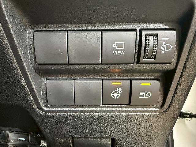 ヤリスクロス ハイブリッドＺ　ウルバーノ　全周囲カメラ／シートヒーター／アダプティブクルーズコントロール／ブラインドスポットモニター／ディスプレイオーディオ／ＥＴＣ／フルセグ／ナビ／スマートキー／パワーシート／ＨＤＭＩ／シートヒーター（39枚目）