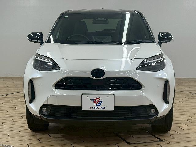 ヤリスクロス ハイブリッドＺ　ウルバーノ　全周囲カメラ／シートヒーター／アダプティブクルーズコントロール／ブラインドスポットモニター／ディスプレイオーディオ／ＥＴＣ／フルセグ／ナビ／スマートキー／パワーシート／ＨＤＭＩ／シートヒーター（61枚目）