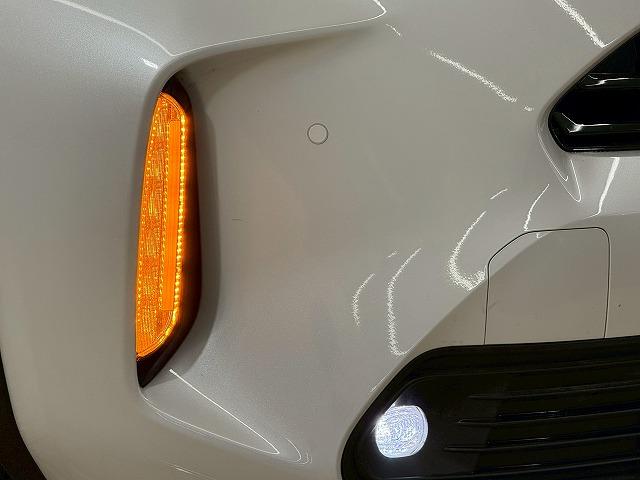 ヤリスクロス ハイブリッドＺ　ウルバーノ　全周囲カメラ／シートヒーター／アダプティブクルーズコントロール／ブラインドスポットモニター／ディスプレイオーディオ／ＥＴＣ／フルセグ／ナビ／スマートキー／パワーシート／ＨＤＭＩ／シートヒーター（70枚目）