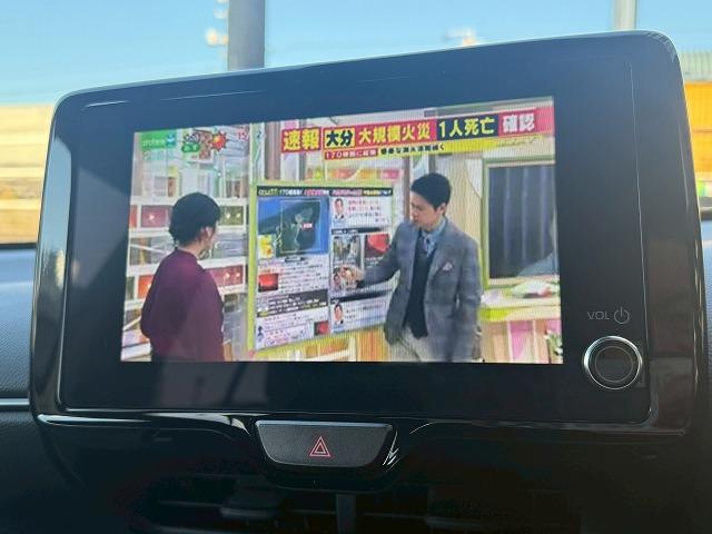 ヤリスクロス ハイブリッドＺ　ウルバーノ　全周囲カメラ／シートヒーター／アダプティブクルーズコントロール／ブラインドスポットモニター／ディスプレイオーディオ／ＥＴＣ／フルセグ／ナビ／スマートキー／パワーシート／ＨＤＭＩ／シートヒーター（35枚目）