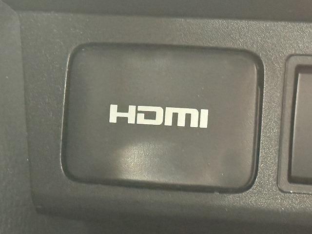 ヤリスクロス ハイブリッドＺ　ウルバーノ　全周囲カメラ／シートヒーター／アダプティブクルーズコントロール／ブラインドスポットモニター／ディスプレイオーディオ／ＥＴＣ／フルセグ／ナビ／スマートキー／パワーシート／ＨＤＭＩ／シートヒーター（43枚目）