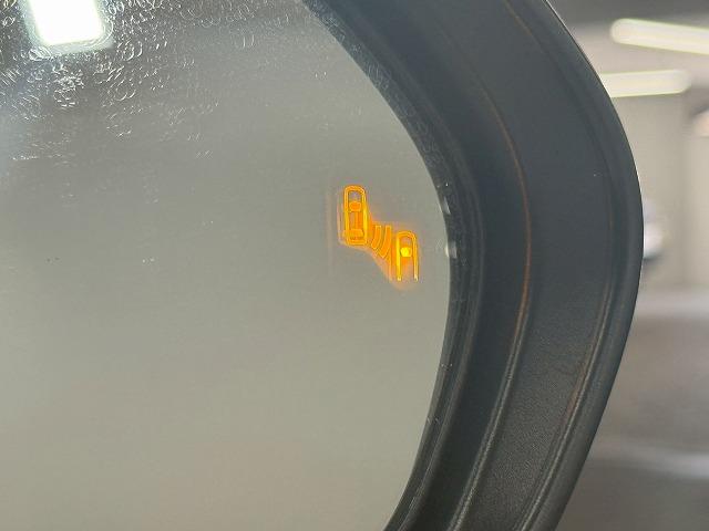 ヤリスクロス ハイブリッドＺ　ウルバーノ　全周囲カメラ／シートヒーター／アダプティブクルーズコントロール／ブラインドスポットモニター／ディスプレイオーディオ／ＥＴＣ／フルセグ／ナビ／スマートキー／パワーシート／ＨＤＭＩ／シートヒーター（54枚目）