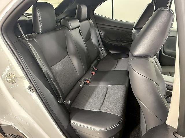 ヤリスクロス ハイブリッドＺ　ウルバーノ　全周囲カメラ／シートヒーター／アダプティブクルーズコントロール／ブラインドスポットモニター／ディスプレイオーディオ／ＥＴＣ／フルセグ／ナビ／スマートキー／パワーシート／ＨＤＭＩ／シートヒーター（57枚目）