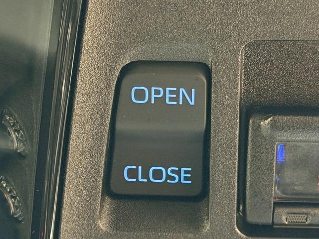 ハリアーハイブリッド Z レザーパッケージ モデリスタエアロ/全周囲カメラ/レーダクルーズコントロール/純正12.3インチナビ/デジタルインナーミラー/ブラインドスポットモニター/調光ルーフ/シートヒーター/シートクーラー/電動リヤゲート(48枚目)