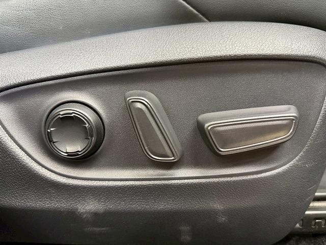 ハリアーハイブリッド Z レザーパッケージ モデリスタエアロ/全周囲カメラ/レーダクルーズコントロール/純正12.3インチナビ/デジタルインナーミラー/ブラインドスポットモニター/調光ルーフ/シートヒーター/シートクーラー/電動リヤゲート(52枚目)