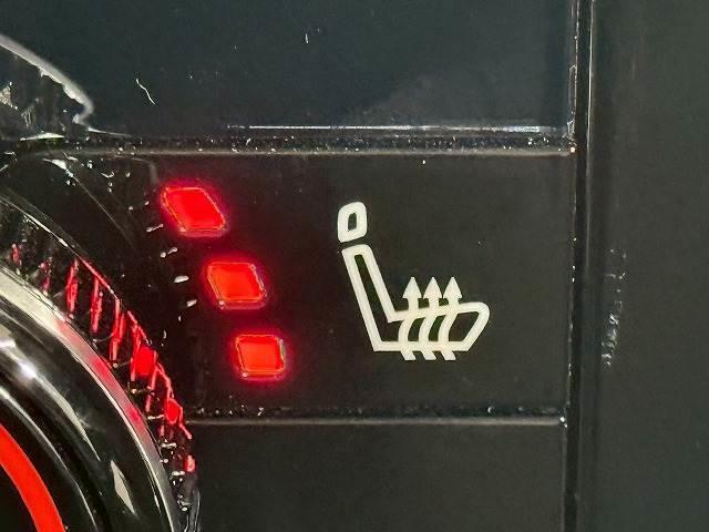 エクストレイル オーテック　ｅ－４ＯＲＣＥ　アドバンスドパッケージ　アラウンドビューモニター／プロパイロット／デジタルインナーミラー／ブラインドスポットモニター／電動リヤゲート／ヘッドアップディスプレイ／純正１２．３インチナビ／パワーシート／リートメモリー／ＬＥＤ（10枚目）