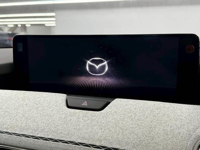 CX-60 PHEV プレミアムモダン サンルーフ/ホワイトレザーシート/全周囲カメラ/BOSEスピーカー/ブラインドスポットモニター/シートヒーター/シートクーラー/ステアリングヒーター/レーダクルーズコントロール/パドルシフト(3枚目)