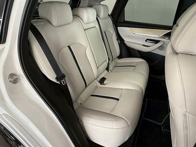 CX-60 PHEV プレミアムモダン サンルーフ/ホワイトレザーシート/全周囲カメラ/BOSEスピーカー/ブラインドスポットモニター/シートヒーター/シートクーラー/ステアリングヒーター/レーダクルーズコントロール/パドルシフト(6枚目)