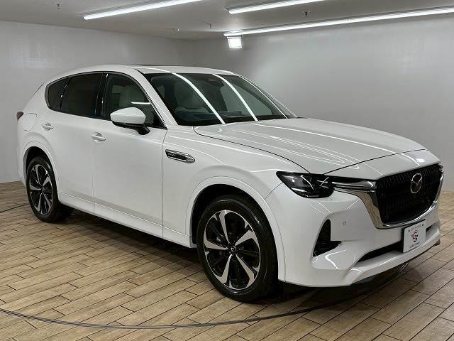 CX-60 PHEV プレミアムモダン サンルーフ/ホワイトレザーシート/全周囲カメラ/BOSEスピーカー/ブラインドスポットモニター/シートヒーター/シートクーラー/ステアリングヒーター/レーダクルーズコントロール/パドルシフト(14枚目)