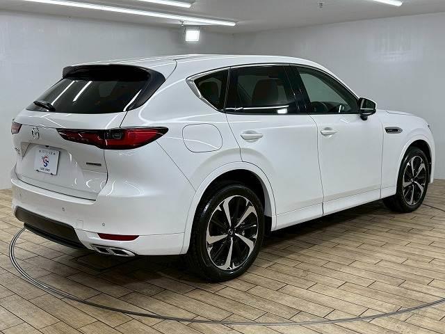 CX-60 PHEV プレミアムモダン サンルーフ/ホワイトレザーシート/全周囲カメラ/BOSEスピーカー/ブラインドスポットモニター/シートヒーター/シートクーラー/ステアリングヒーター/レーダクルーズコントロール/パドルシフト(16枚目)