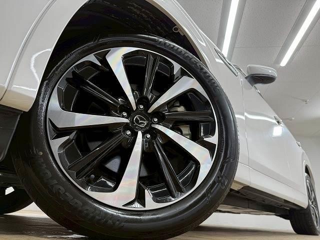 CX-60 PHEV プレミアムモダン サンルーフ/ホワイトレザーシート/全周囲カメラ/BOSEスピーカー/ブラインドスポットモニター/シートヒーター/シートクーラー/ステアリングヒーター/レーダクルーズコントロール/パドルシフト(20枚目)