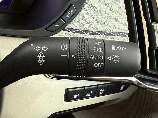 CX-60 PHEV プレミアムモダン サンルーフ/ホワイトレザーシート/全周囲カメラ/BOSEスピーカー/ブラインドスポットモニター/シートヒーター/シートクーラー/ステアリングヒーター/レーダクルーズコントロール/パドルシフト(42枚目)